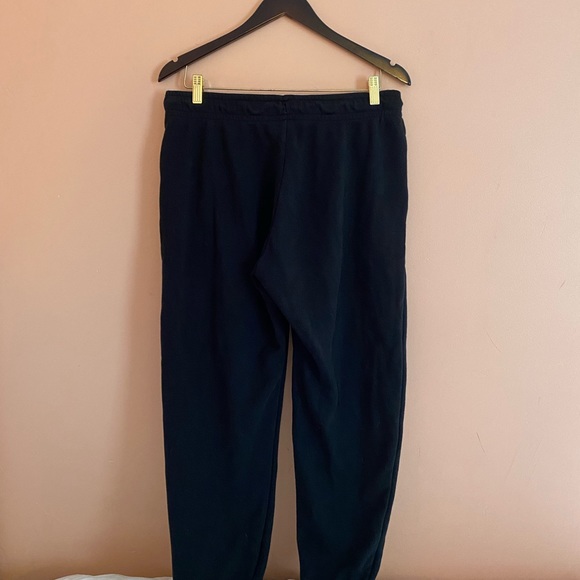 Women’s Nike “Fleece Joggers” in black, size large. - Picture 2 of 4